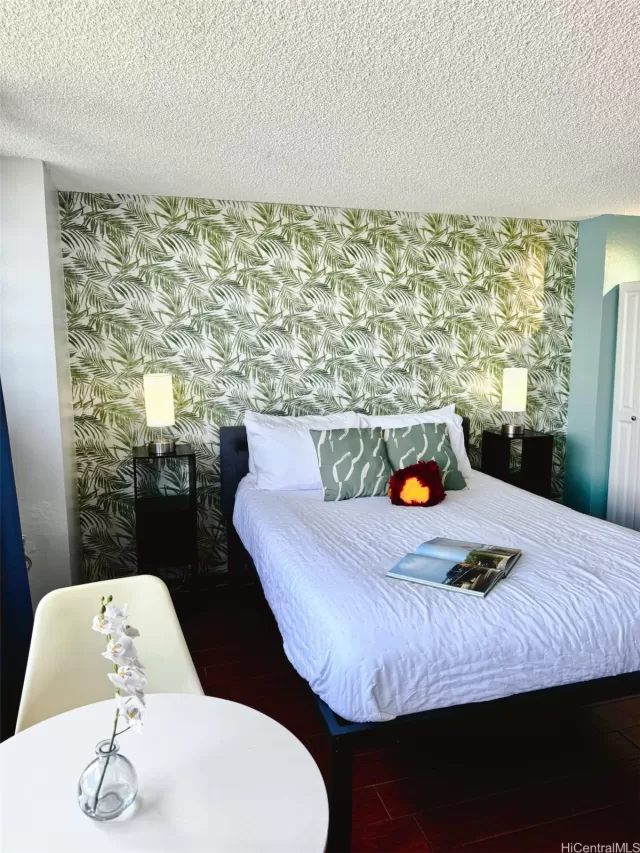 MLS: 202523372 Condo For Sale