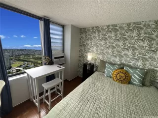 Photo #5: 202523372 Listing 