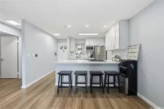 Photo #4: 202523377 Listing 