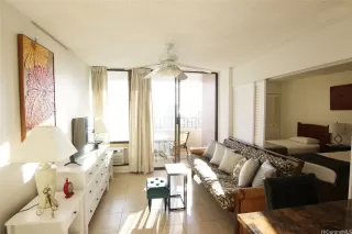 Photo #2: 202523393 Listing 