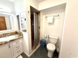 Photo #4: 202523403 Listing 