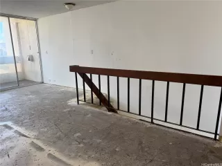 Photo #5: 202523406 Listing 