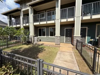 Photo #2: 202523409 Listing 