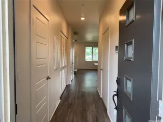 Photo #3: 202523409 Listing 