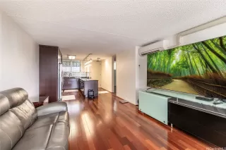 Photo #2: 202523410 Listing 