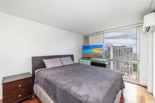 Photo #4: 202523410 Listing 