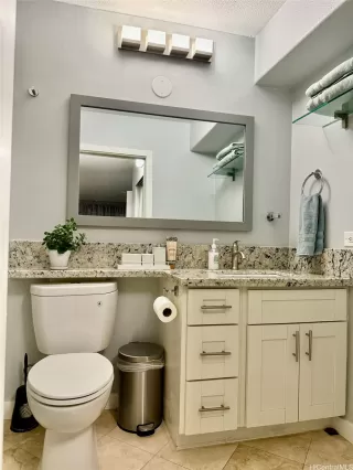 Photo #4: 202523420 Listing 