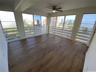 Photo #3: 202523421 Listing 