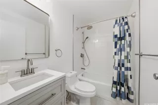 Photo #5: 202523445 Listing 