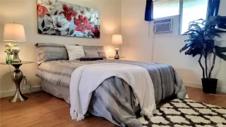 Photo #3: 202523457 Listing