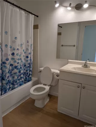 Photo #3: 202523476 Listing 