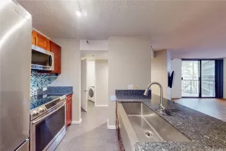 Photo #4: 202523493 Listing 