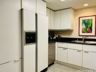 Photo #3: 202523498 Listing