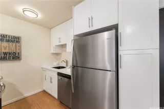 Photo #6: 202523501 Listing 