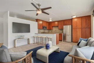 Photo #3: 202523516 Listing 