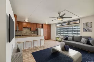 Photo #5: 202523516 Listing 