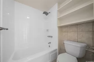 Photo #5: 202523546 Listing 