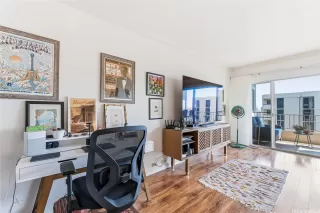 Photo #2: 202523572 Listing 