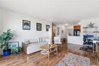 Photo #3: 202523572 Listing 