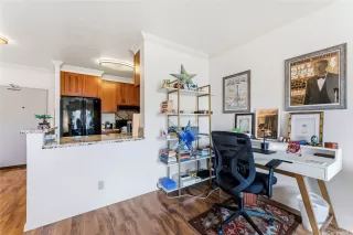 Photo #5: 202523572 Listing 