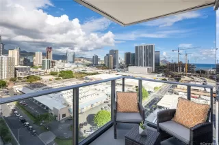 Photo #3: 202523575 Listing 