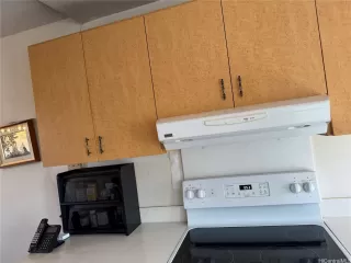 Photo #2: 202523591 Listing 