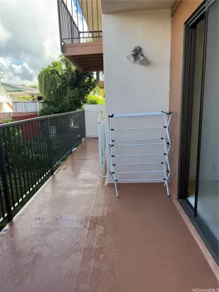 Photo #6: 202523591 Listing 