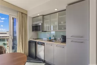 Photo #4: 202523593 Listing 