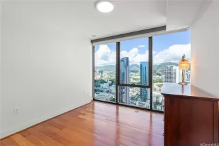 Photo #5: 202523594 Listing 