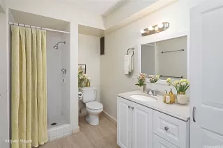 Photo #3: 202523609 Listing 