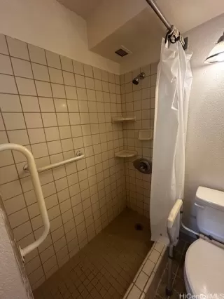 Photo #5: 202523632 Listing 