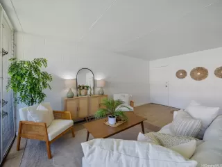 Photo #4: 202523673 Listing 