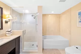 Photo #6: 202523724 Listing 