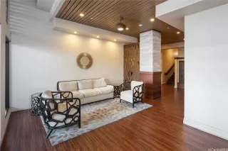 Photo #2: 202523745 Listing 