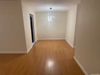 Photo #3: 202523746 Listing 