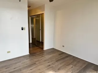 Photo #6: 202523747 Listing 