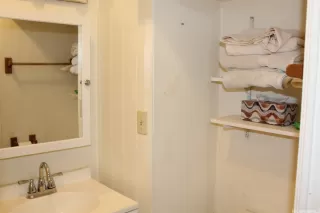 Photo #4: 202523757 Listing 