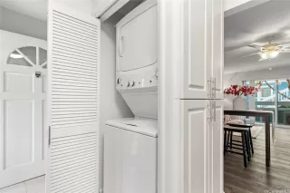 Photo #2: 202523783 Listing 