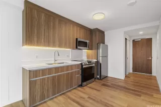 Photo #5: 202523796 Listing 