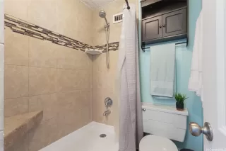 Photo #4: 202523804 Listing 