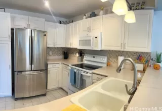 Photo #3: 202523825 Listing 