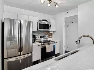 Photo #5: 202523829 Listing 