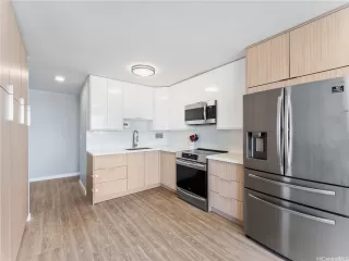 Photo #5: 202523836 Listing 