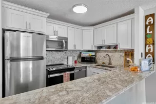 Photo #6: 202523839 Listing 