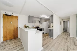 Photo #3: 202523843 Listing 