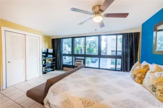 Photo #3: 202523848 Listing 