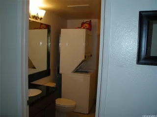 Photo #2: 202523855 Listing