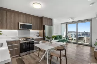 Photo #3: 202523856 Listing 