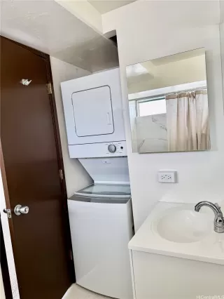 Photo #6: 202523863 Listing