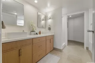 Photo #2: 202523885 Listing 